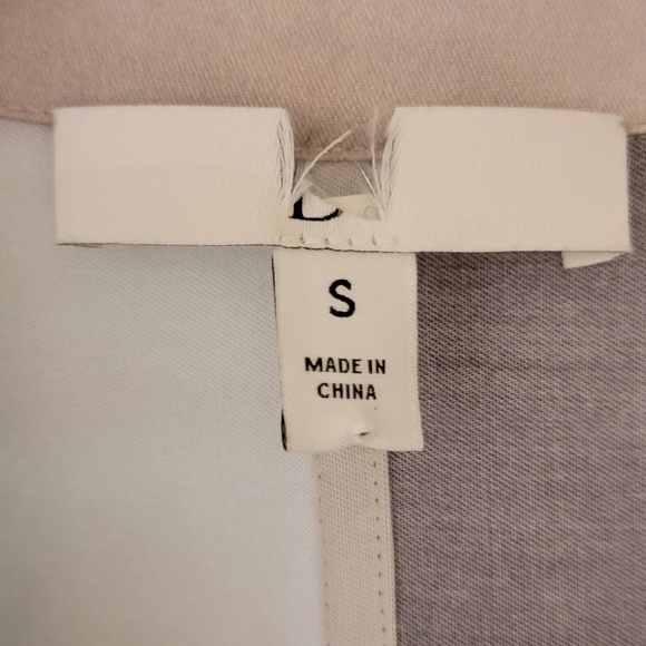 Banana Republic TENCEL™ Long Sleeve Midi Dress Size Small Neutral Print NWOT NEW - Picture 6 of 6